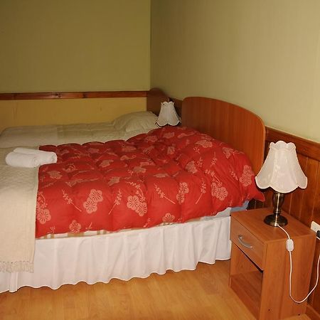 Hostal El Rincon Puerto Natales Ngoại thất bức ảnh