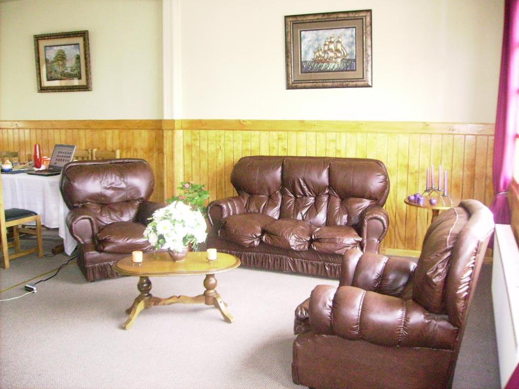 Hostal El Rincon Puerto Natales Ngoại thất bức ảnh